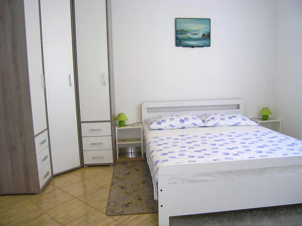Apartment Apartman Vera Krk Island