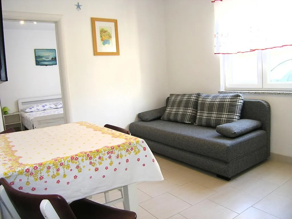 Apartman Vera Krk Town 0*,
